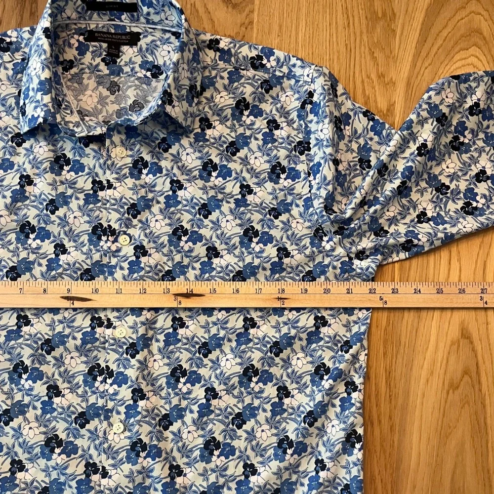 Banana Republic Mens Slim Fit Non-Iron Floral Button Down Shirt Blue L 568345-00